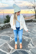 Load image into Gallery viewer, Flora Puffer Jacket