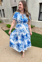 Load image into Gallery viewer, Sandrine Maxi Dress