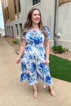 Load image into Gallery viewer, Sandrine Maxi Dress