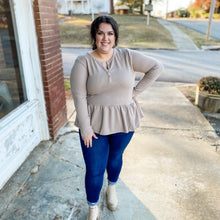 Load image into Gallery viewer, Danielle Top