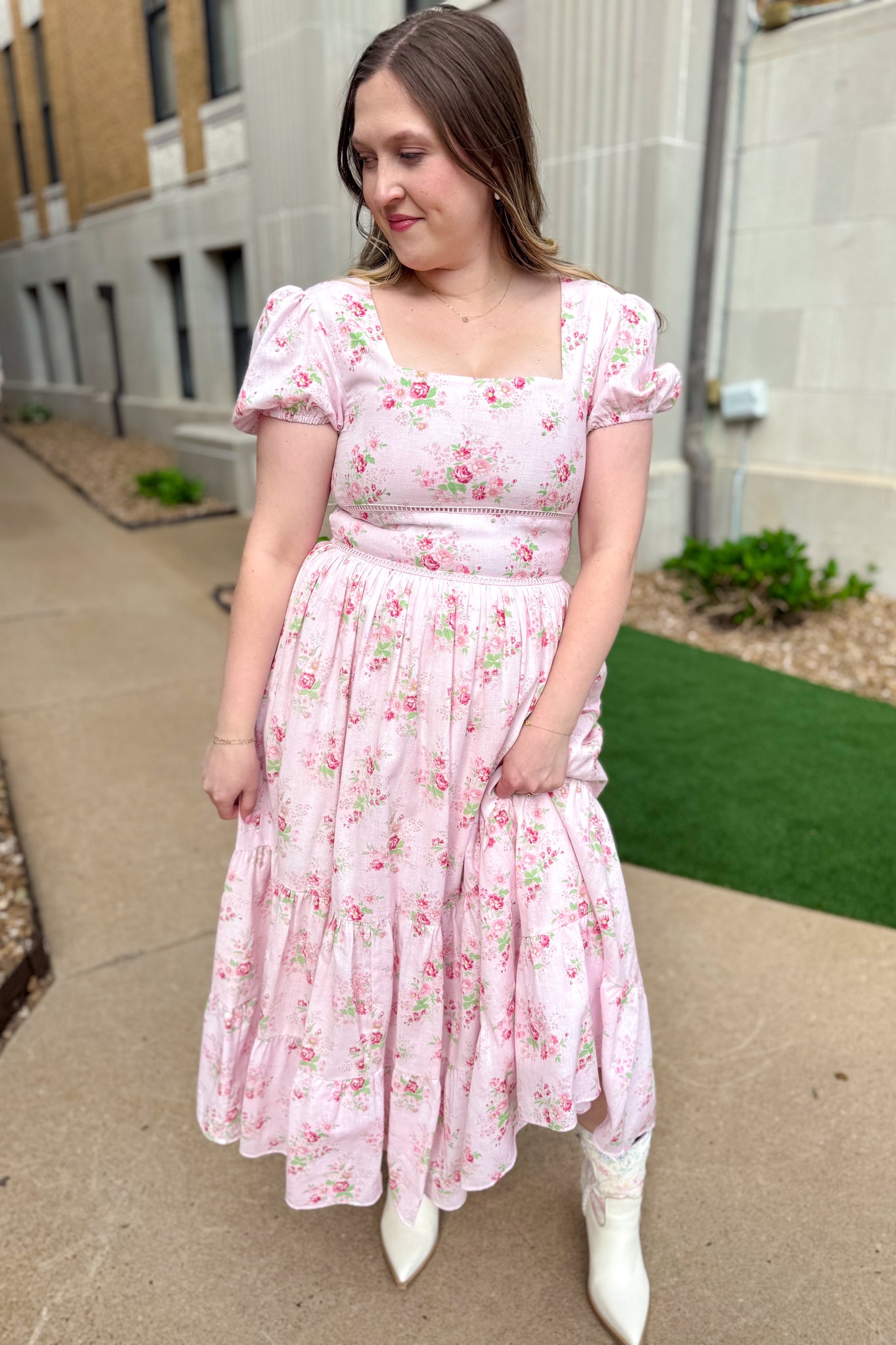 heidi maxi dress Amy Jane London Pink Square Neck Floral – The French Rose Boutique Available in Black perfect Max Studio Mesh Smocked Occasion Color:Ivory-Gold Metallic