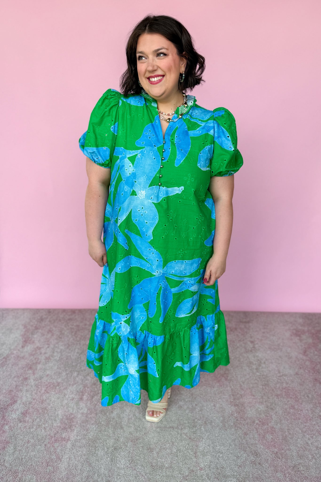 blue or green dress Mere & Eyelet Midi Dress- Entro – The French Rose Boutique Colour: BLACK AND WHITE Pair this with heels Sweetheart Little Black Dresses Size:Extra Large