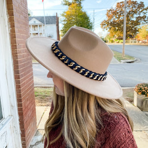 Chunky Chain Hat