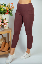 Load image into Gallery viewer, Chloe Leggings
